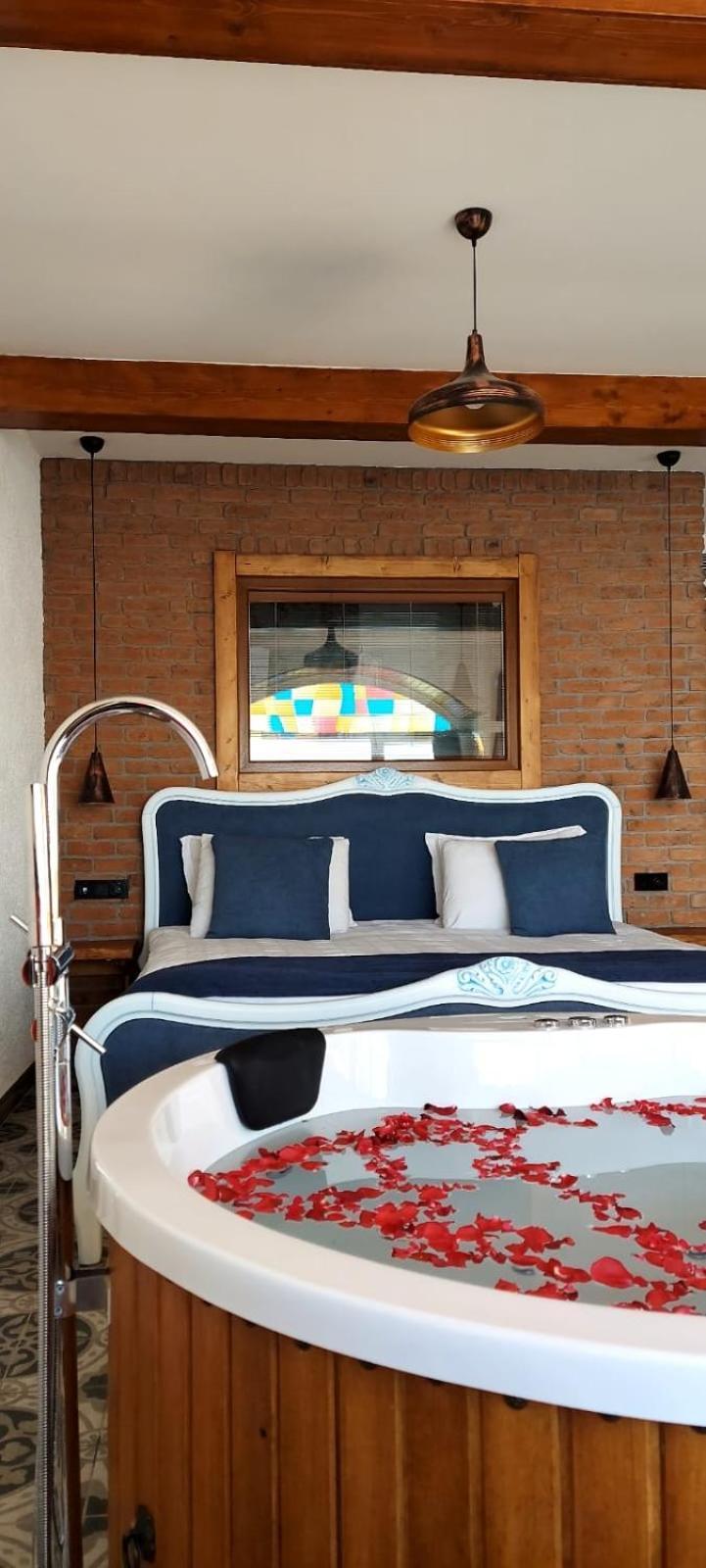 Ida Colors Hotel อัลทิโนลุค ภายนอก รูปภาพ