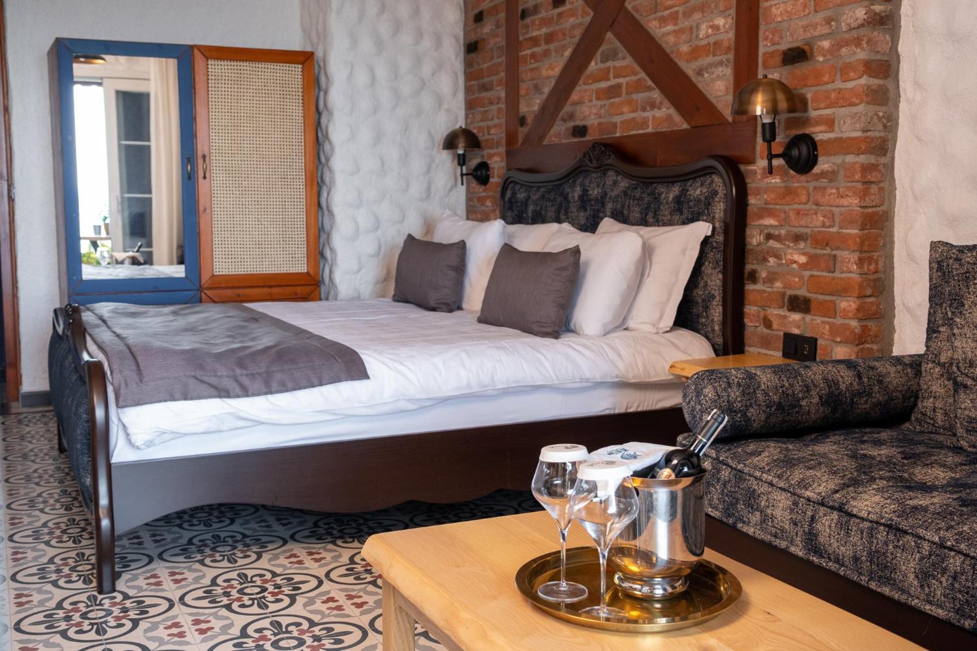 Ida Colors Hotel อัลทิโนลุค ภายนอก รูปภาพ